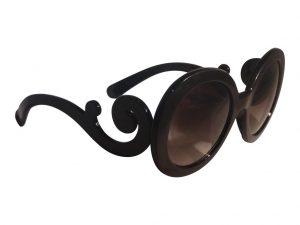 Kiss Oval (svart) - Store solbriller
